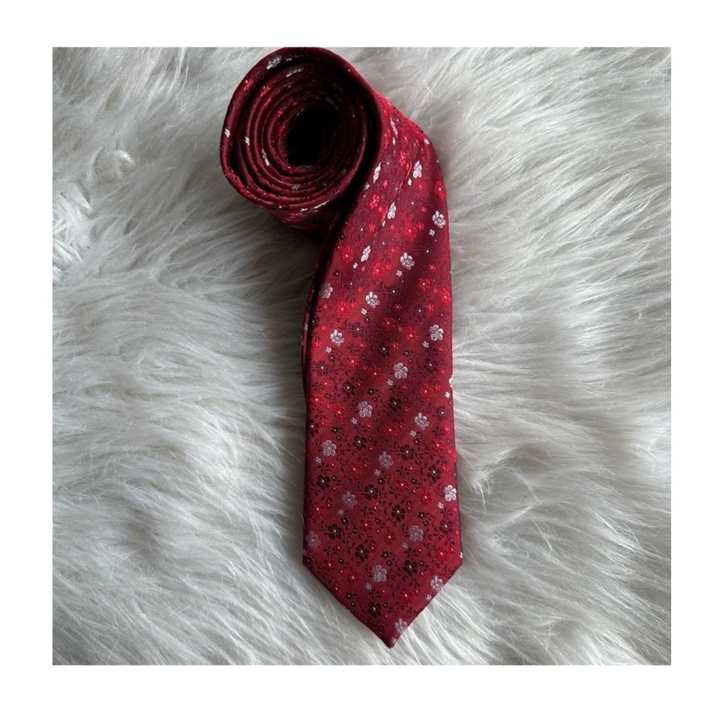 Alexander Julian Colours Neck Tie Red Floral Necktie Hand Made Machine Washable
